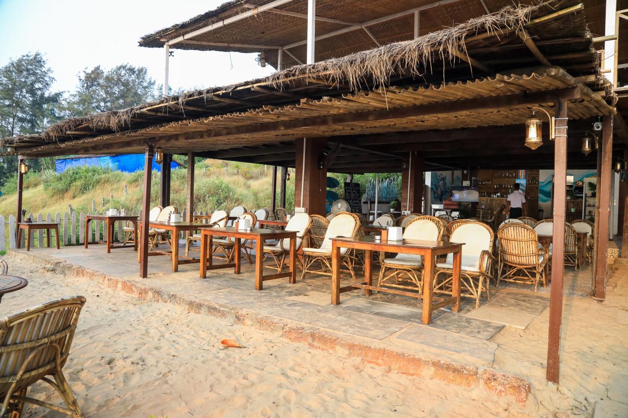Woodpegger By The Beach, Mandrem Ngoại thất bức ảnh