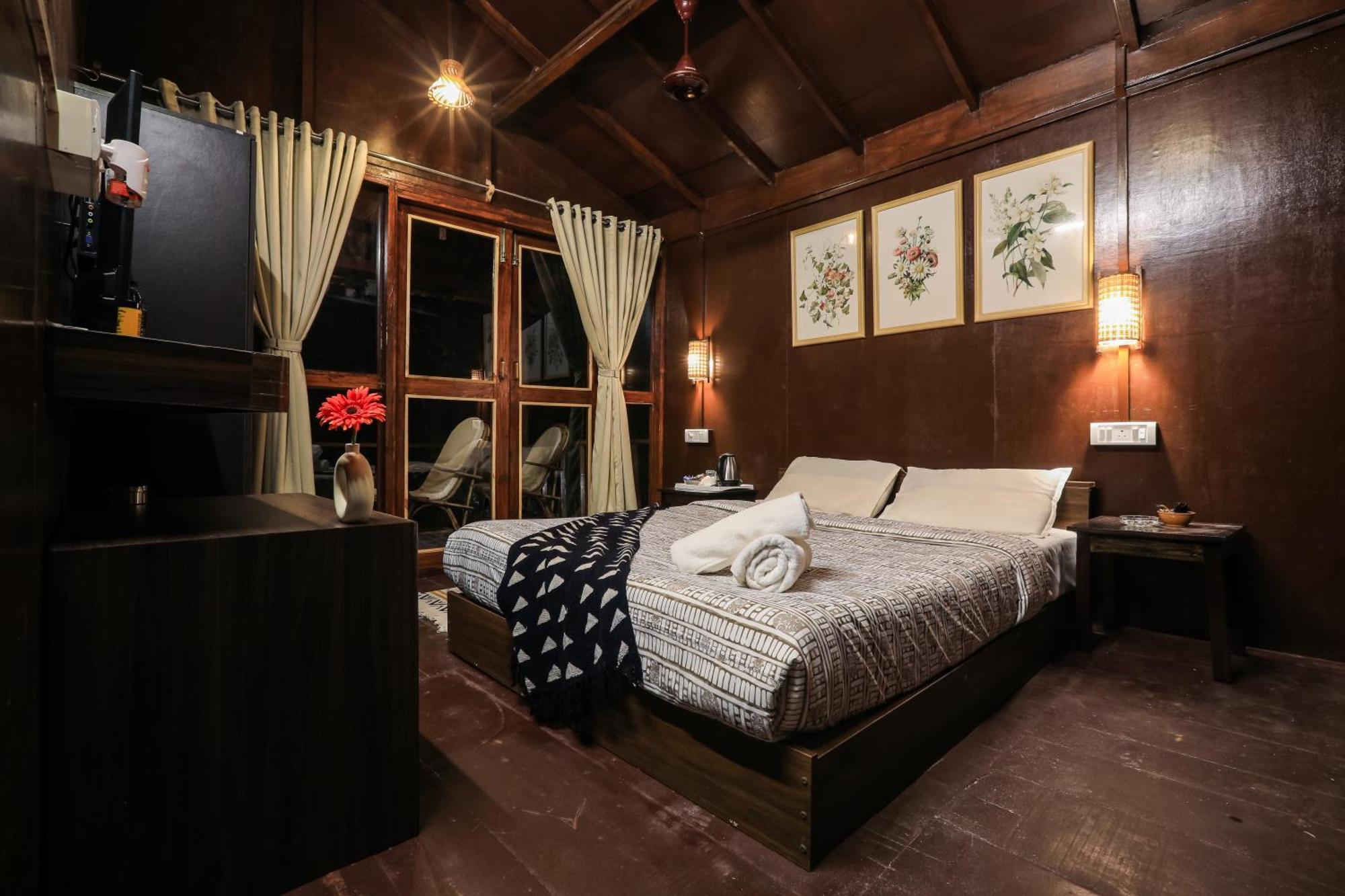 Woodpegger By The Beach, Mandrem Ngoại thất bức ảnh